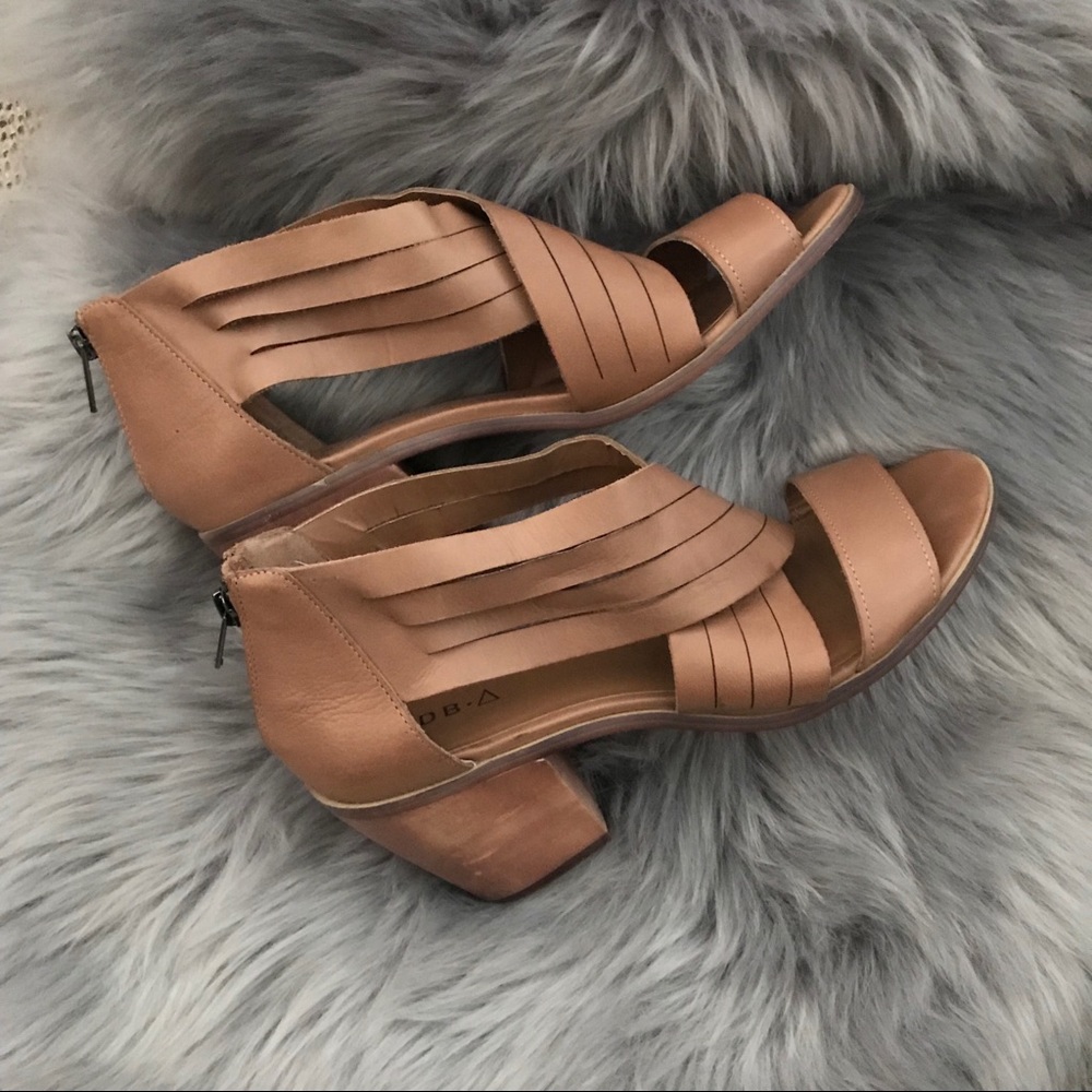 Kelsie Dagger Sandals